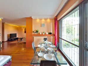 Apartment | 2 bedrooms, Internet