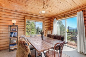 تناول الطعام