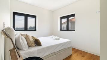 3 bedrooms, WiFi, bed sheets