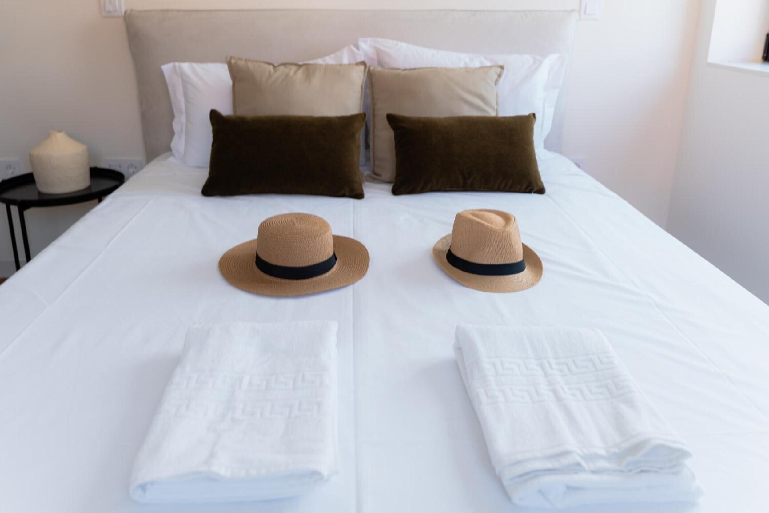 3 bedrooms, WiFi, bed sheets