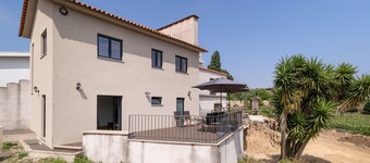 Holiday Home 'Picturesque in Northern Portugal' with Private Garden, Balcony and Wi-Fi