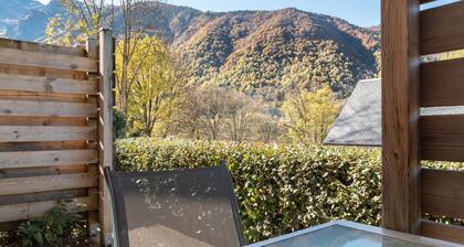 Gîte 'Clarabide' with Mountain View, Private Terrace and Wi-Fi