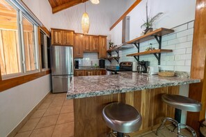 Kühlschrank, Ofen, Herdplatte, Toaster