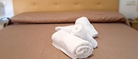 2 chambres, draps fournis