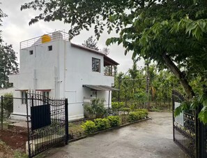 Exterior - S R Retreat – 1 BR Apt 3 (Muthur)
