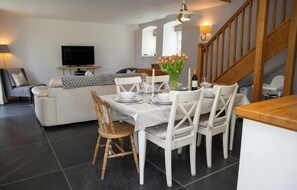 Interior - The Dovecote, Llechryd (Llechryd)