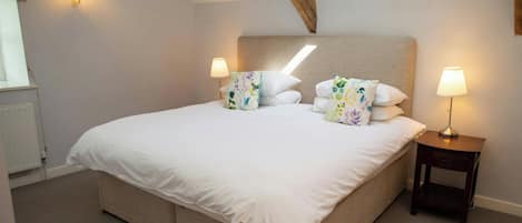 3 chambres, fer et planche à repasser, lit parapluie, Wi-Fi gratuit
