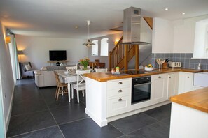 Interior - The Dovecote, Llechryd (Llechryd)