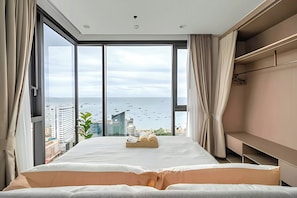 2 bedrooms