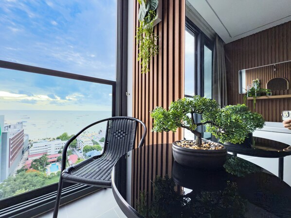 Apartment, 2 Bedrooms, Balcony, Ocean View | Balcony