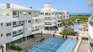 Sports court - WI-FI 700MB | Swimming pool | Barbecue grill #IA34 (Florianópolis)