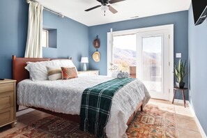 5 chambres, fer et planche à repasser, lit parapluie, Wi-Fi gratuit