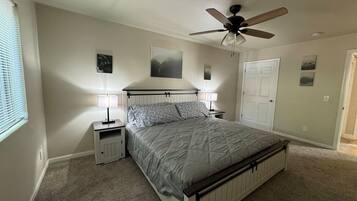 2 bedrooms, iron/ironing board, WiFi (free), bed sheets