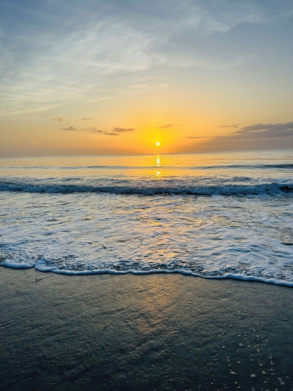 Beach nearby, beach towels
