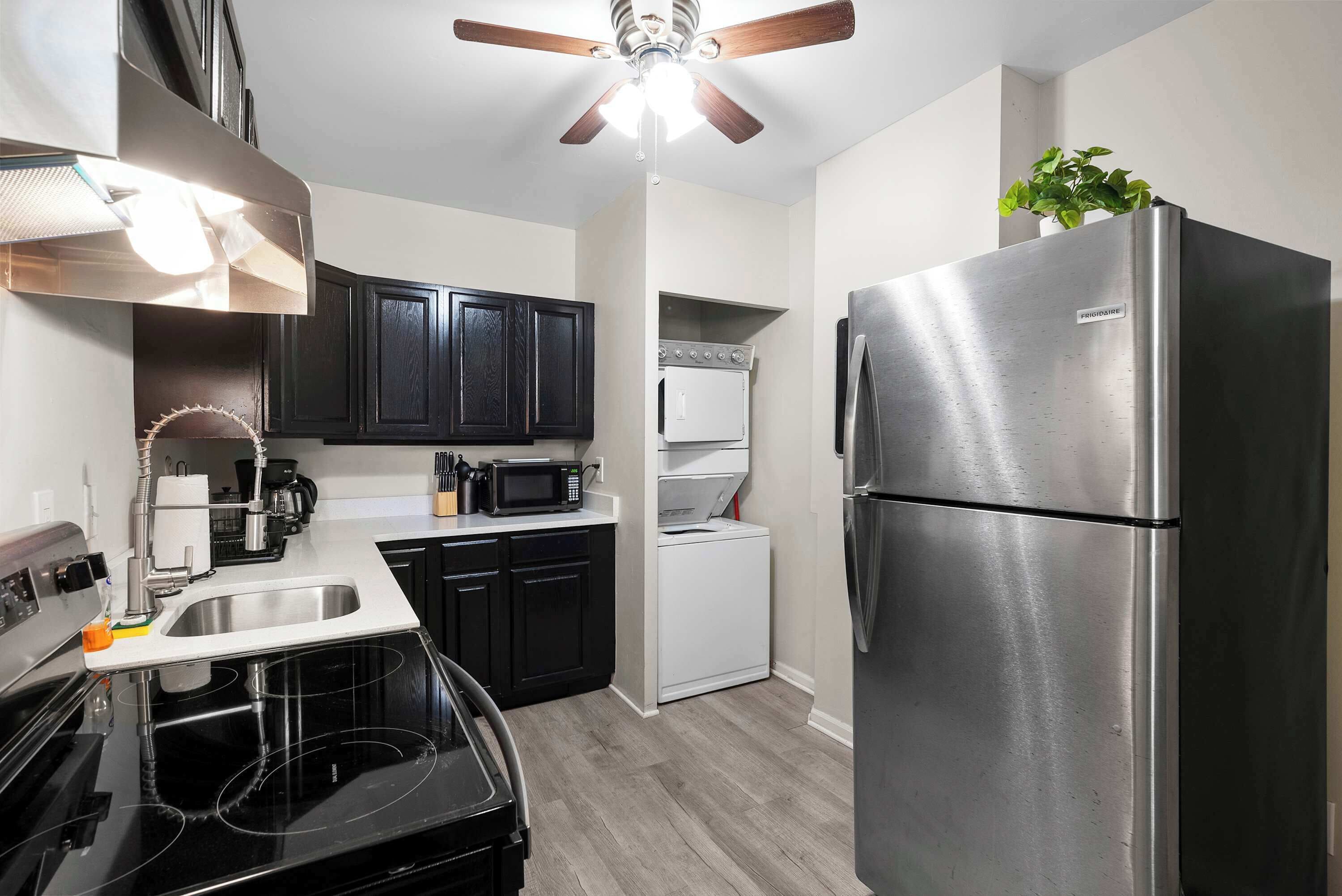 House, Multiple Beds, Kitchen, Garden View (The Luxe Pearl Residences) | Private kitchen