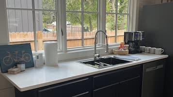 Uuni, liesi, astianpesukone