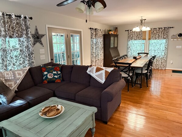 Smart TV, fireplace, video games, DVD player