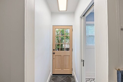 Charming 4-BR, Close to UVA, Hospital & Downtown