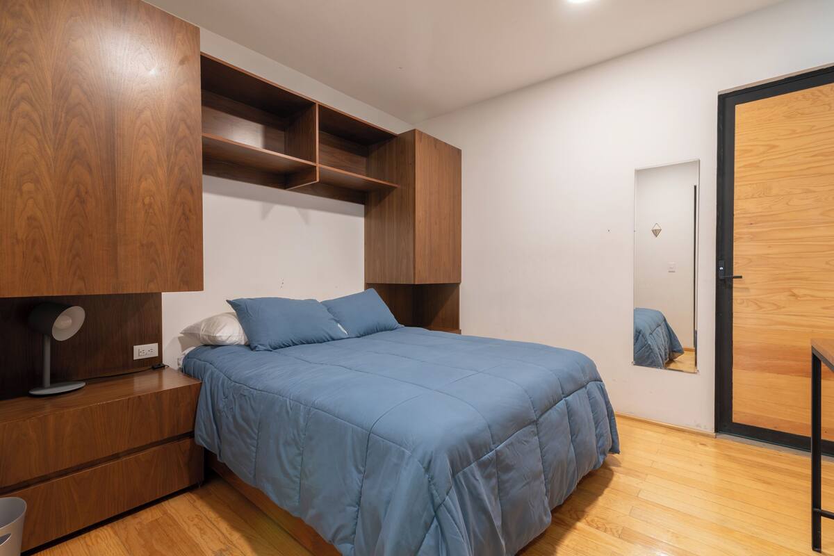 Suite básica, para no fumadores, en edificio contiguo | Tabla de planchar con plancha y wifi gratis