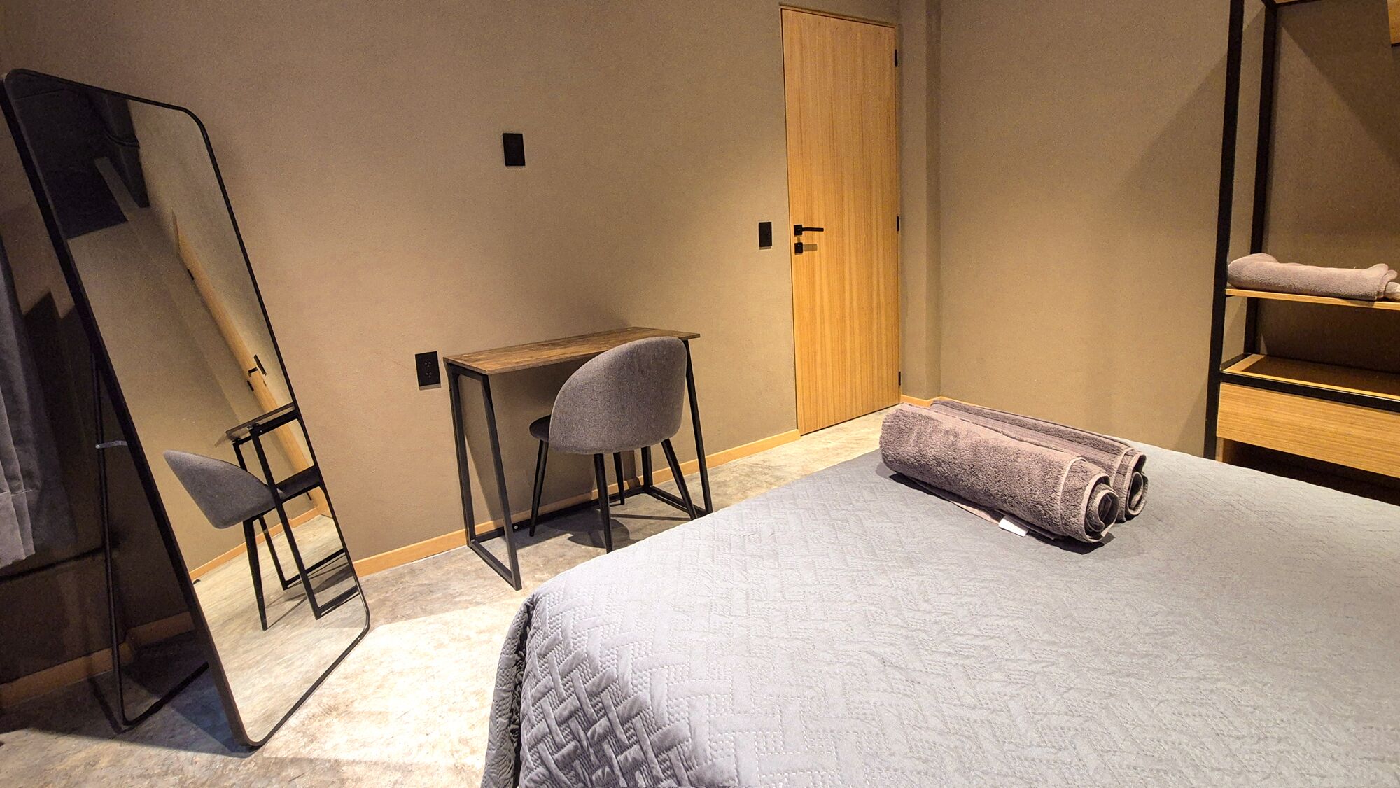 Departamento Deluxe, para no fumadores, en edificio contiguo | Tabla de planchar con plancha y wifi gratis 