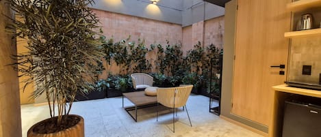 Luxury Apartment, Non Smoking, Annex Building | Living area