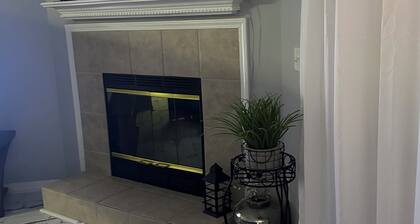 Lovely 3-bedroom house in Jacksonville with AC