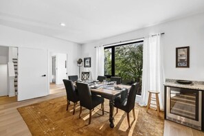 Dining - Gorgeous, Modern, & Accessible Custom Home (Charlottesville)