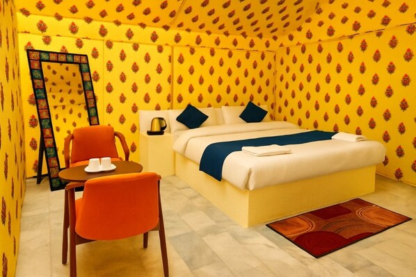 In-room safe, soundproofing - Desert Island Camp & Resort Jaisalmer (Jaisalmer)