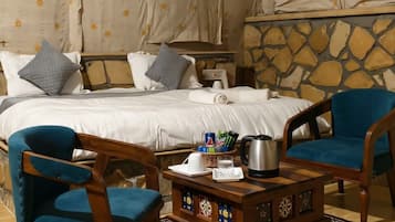 Villa, Balcony, Garden View | In-room safe, soundproofing