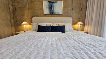 In-room safe, iron/ironing board, free WiFi