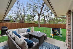 Terrace/patio - FIFA ready! Near Universal! Great for kids & pets! Walk to dinner! (Frisco)