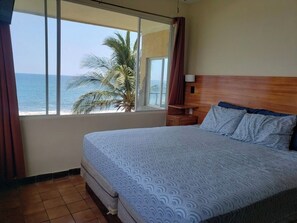 2 slaapkamers, een strijkplank/strijkijzer, gratis wifi, beddengoed