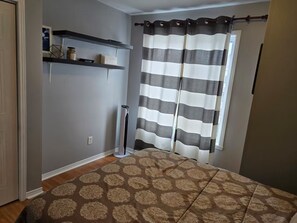 4 bedrooms, Internet, bed sheets