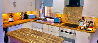 Zip12 Cottage Nr Zip World and Snowdon Yr Wyddfa