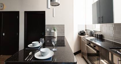 Stylish Town Centre Suite by Traboule Properties