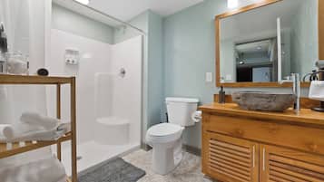 Toallas, jabón, papel de baño