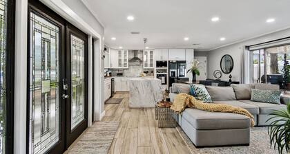 Charming 2-Bedroom Home in the Heart of St. Petersburg
