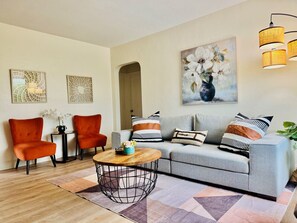 TV - Urban Oasis • Modern Comfort in Prime Location (Miami)