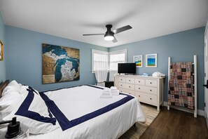 WiFi, bed sheets - Sleeping Bear - Empire Retreat near Lake Michigan (Empire)