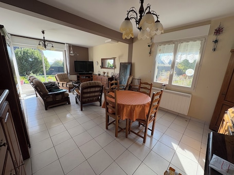 Oppholdsområde. Accommodation - Saint-Quentin-sur-le-Homme