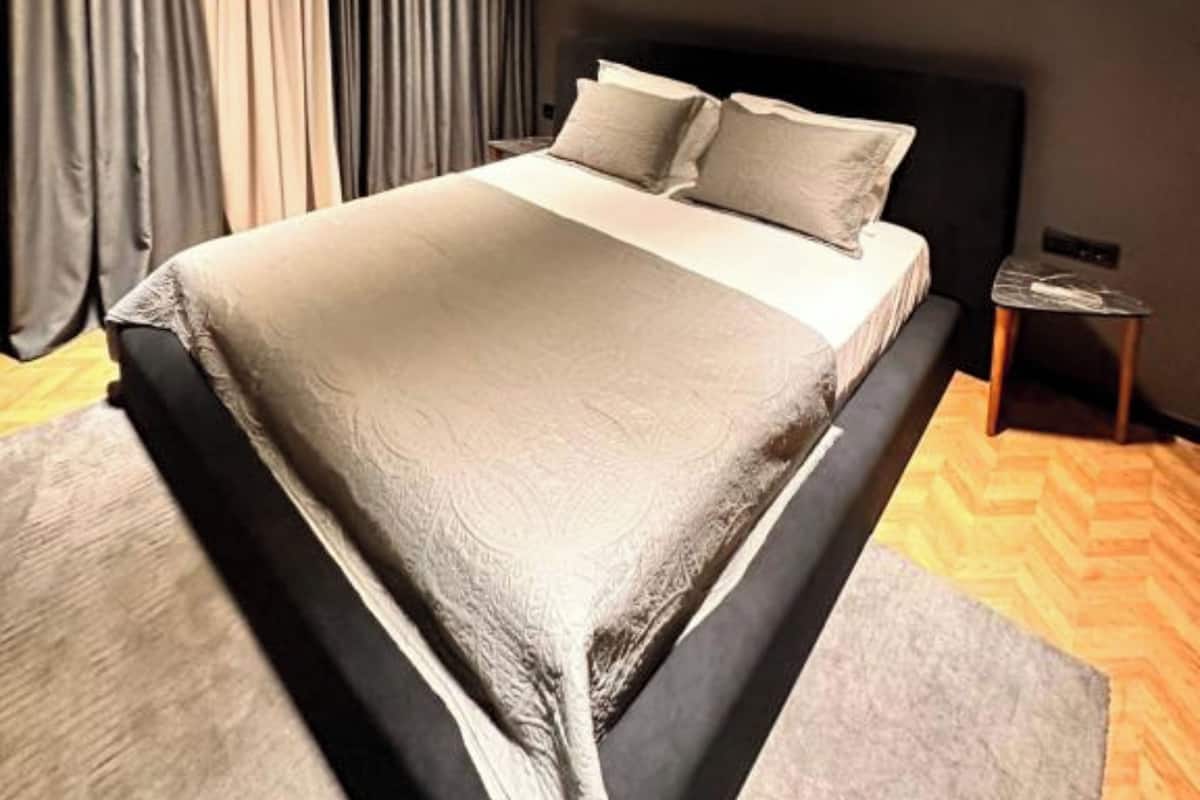 Deluxe Double Room | Bed sheets