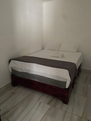 2 camere, accesso a Internet, lenzuola