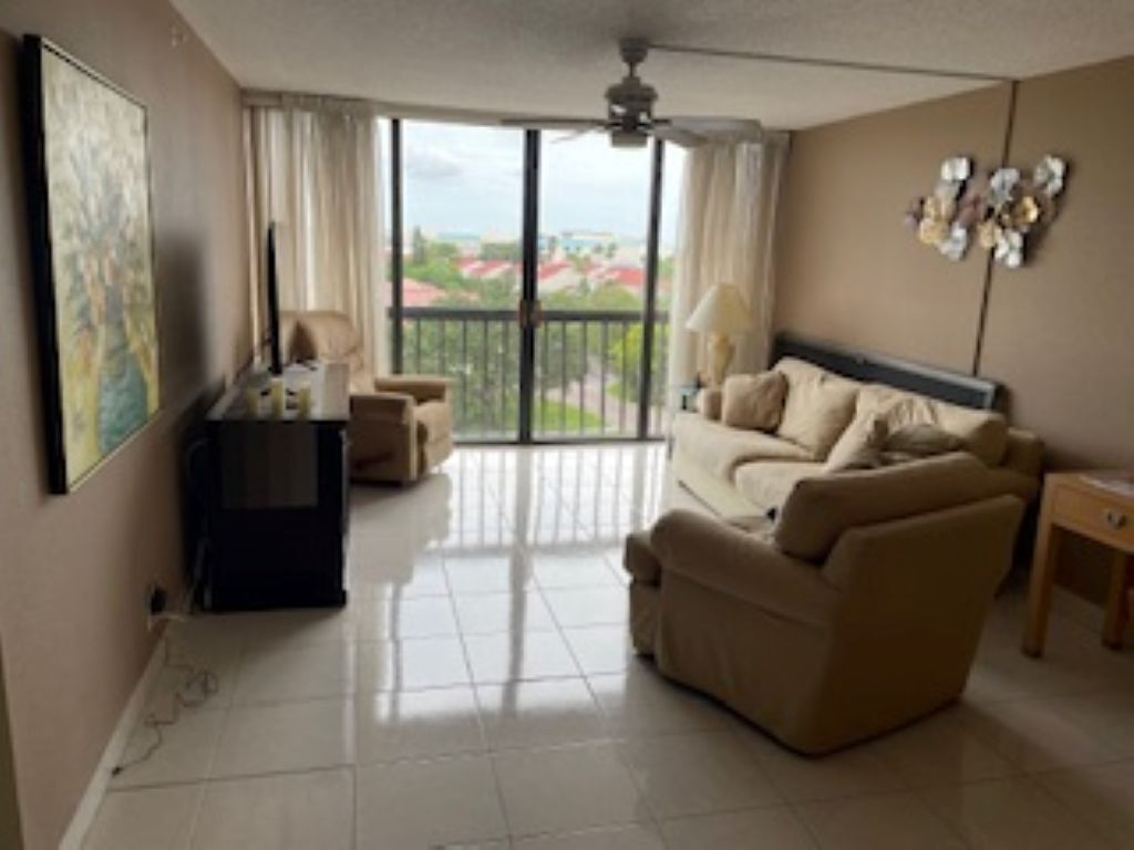 リビング エリア