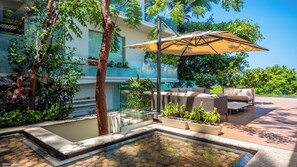 Terrace/patio - Tranquil Avalon Condo | Garden Access & Bay View (Puerto Vallarta)