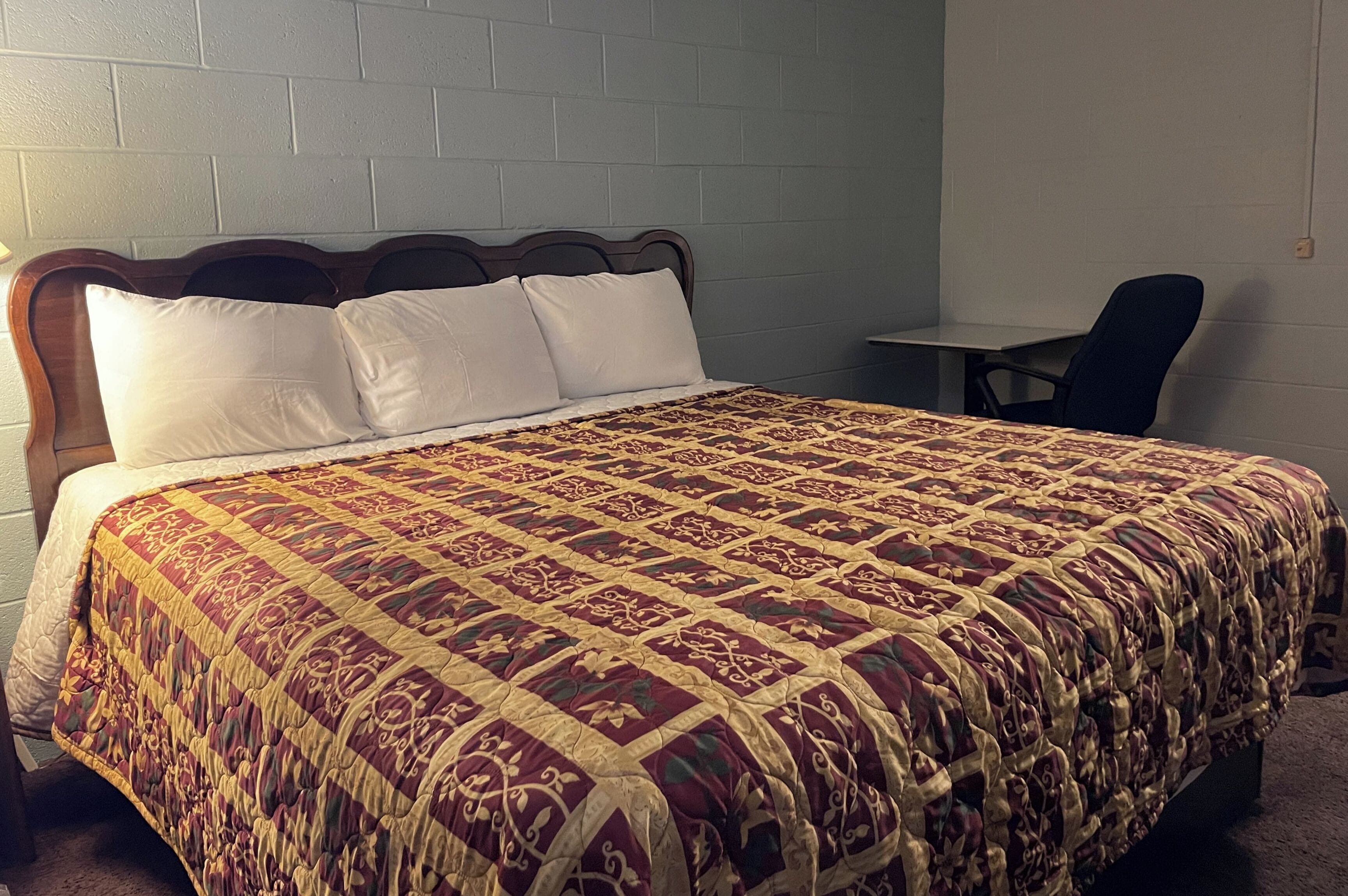 Desk, iron/ironing board, free WiFi, bed sheets