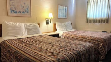 Escrivaninha, ferros/tábuas de passar roupa, Wi-Fi de cortesia