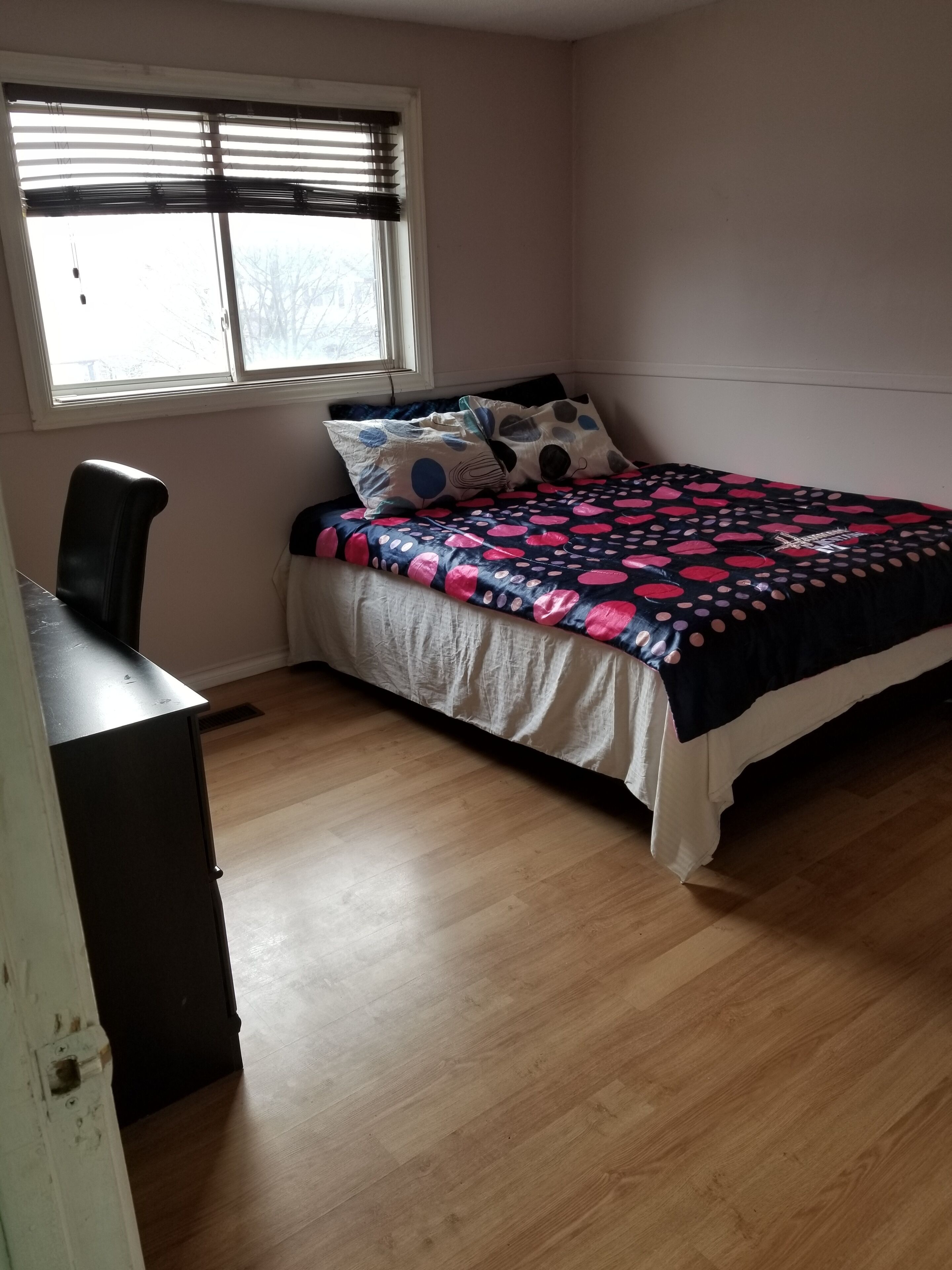 3 chambres, Wi-Fi, literie fournie