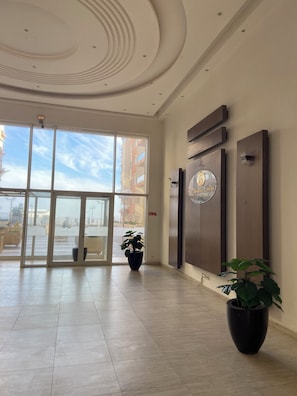 Interior - Apartment in secure residence with swimming pool, waterfront location (Sousse)