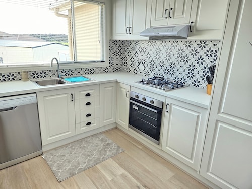 2 6 Germein Court, Panayil Beach House