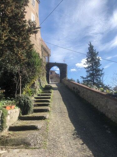 Cà La Torre, Stone House with pool in the terrace and super view